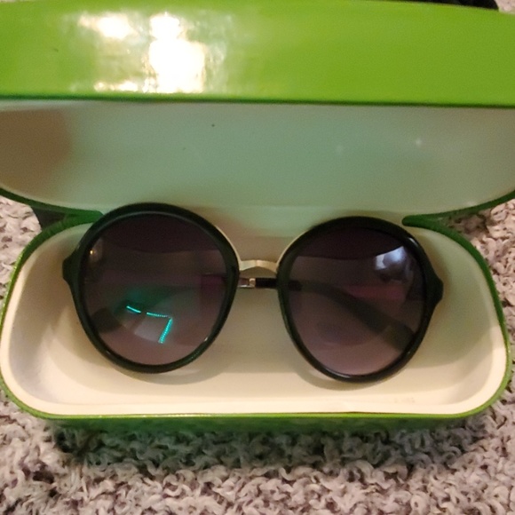 Kate spade sunglasses - Picture 2 of 3